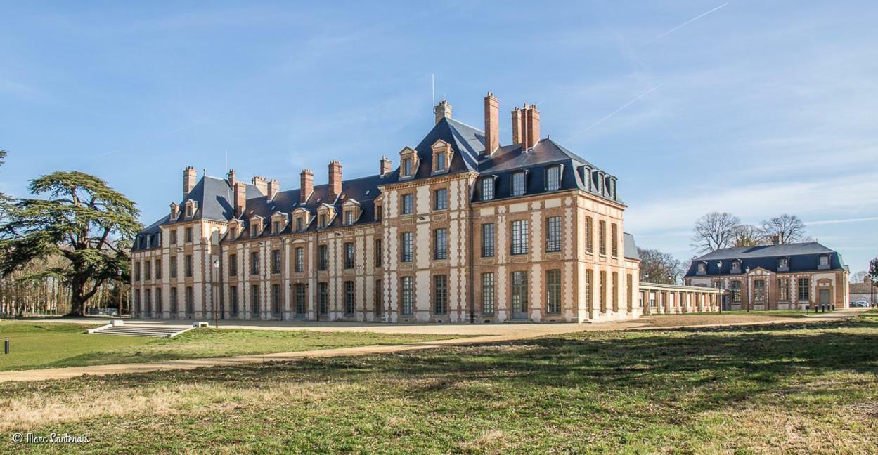 Exceptionnel Château près de Paris Abondant Esterno foto